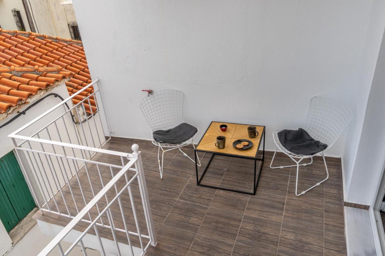 Mare Gaia Apartments Скиатос Экстерьер фото